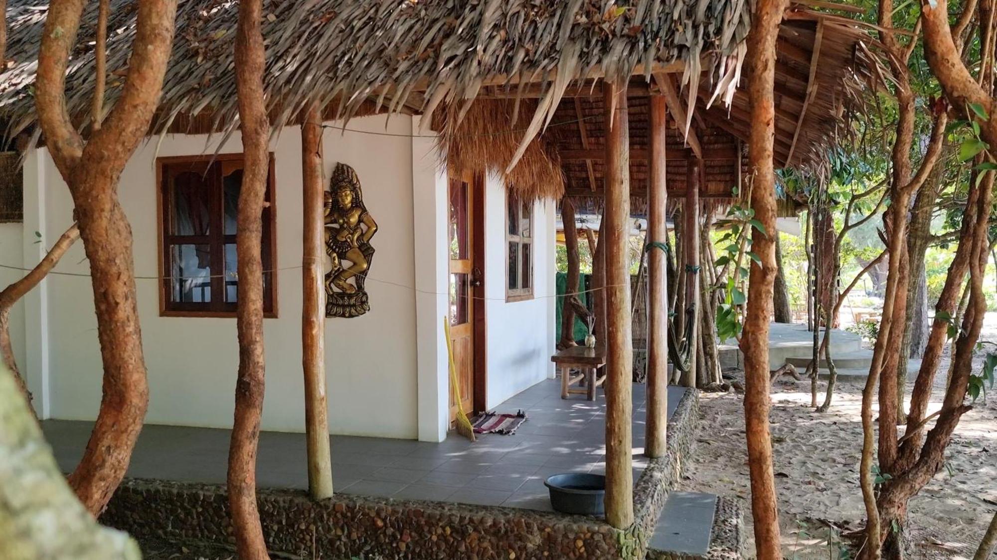 Sunboo Beach Bungalows Koh Rong Sanloem Exterior photo